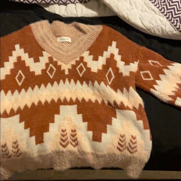 Aztec Sweater - Picture 2 of 2